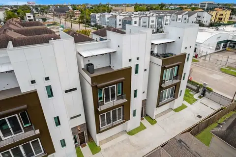 Houston 6 Bedroom Home