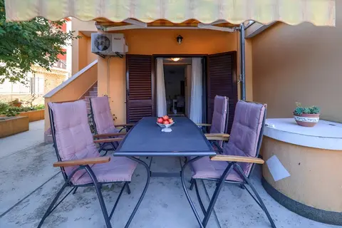 Gašpe - Garden Terrace - A1