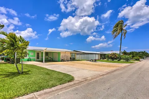 Ocean Access Jensen Beach Home: Dock & Lanai!