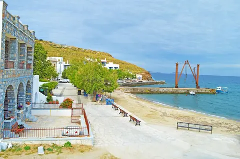 Moutsouna Beach 1