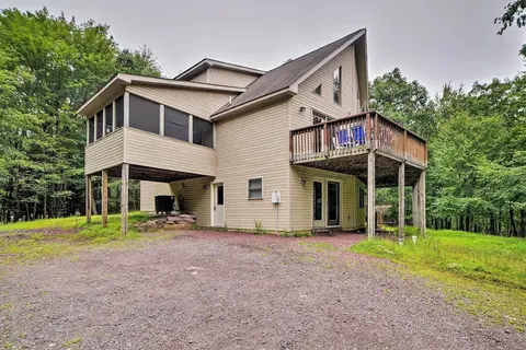 Deck, Hot Tub & Game Room: Lake Harmony Home