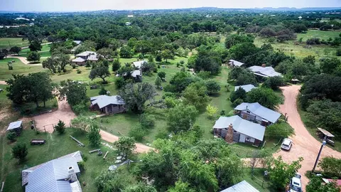 Barons CreekSide