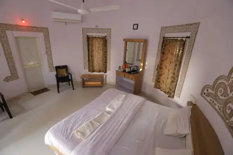 Gorewali Resort
