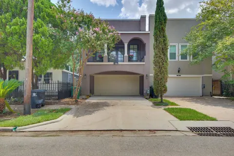 Spacious Houston Heights Home < 6 Mi to Downtown!