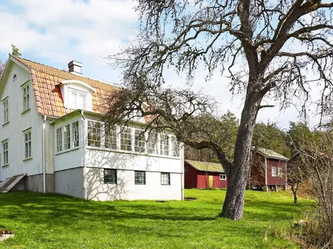6 Person Holiday Home in Stromstad