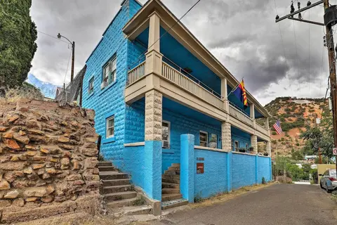 'St Patrick' Apartment in the Heart of Bisbee