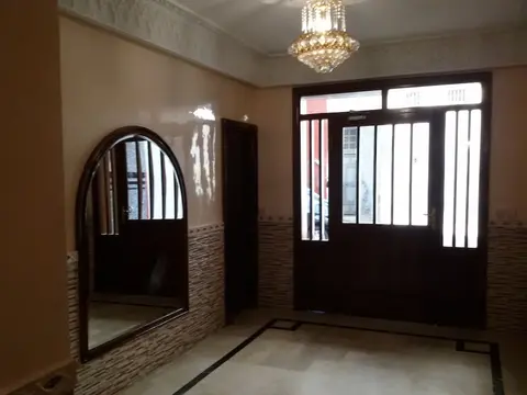 Spacious Apartment Downtown