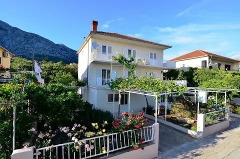 Apartments Marina