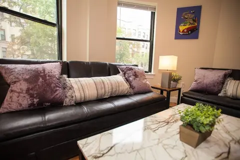 NEW 4 Bed 2 Full Bath Condo Near Back Bay