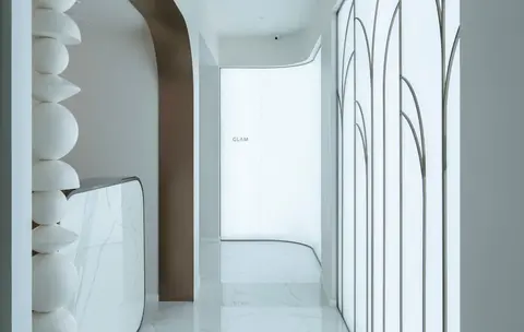 Glam Hotel