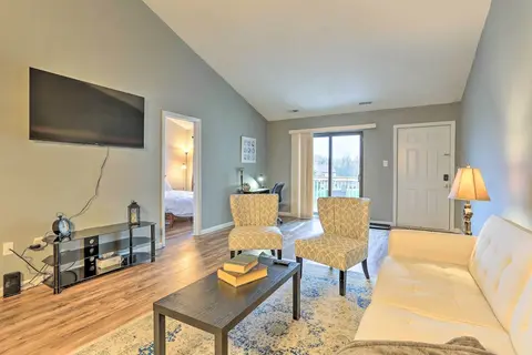 Inviting Poconos Getaway w/ Deck: Ski & Hike!
