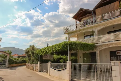 Apartments Hrabar