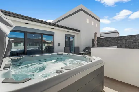 Sunset Ridge - Private Hot Tub Resort Amenities