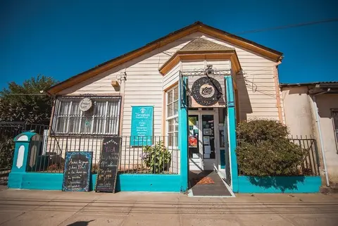 Kom Hostal - Hostel