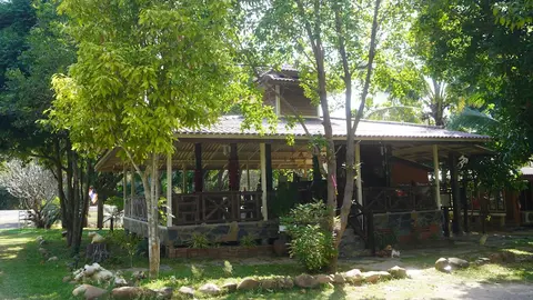 Varintorn Resort