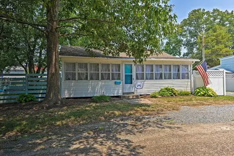 'the Blue Crab Cottage' - 3 Blocks From The Beach!