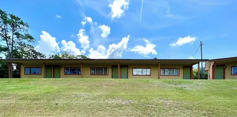 Indian Creek Lodge