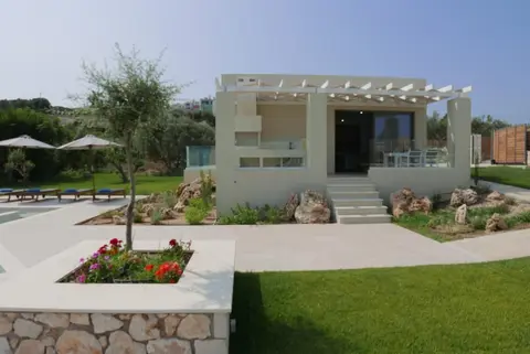 New Villa 1 Adele Kampos