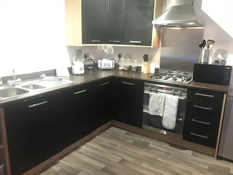 2-bed Apartment Sleeps 4 With Garden
