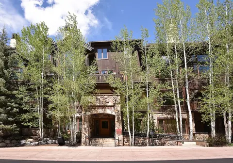 Aspenwood Lodge #304 2 Bedroom Condo by RedAwning