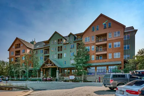 Buffalo Lodge 3 Bed 3 Bath
