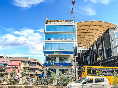 FabHotel Royal Residency Sama- Savli Rd