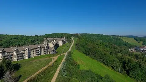 Seven Springs Stoneridge Ski-In/Out Condo with Mountain Views by RedAwning