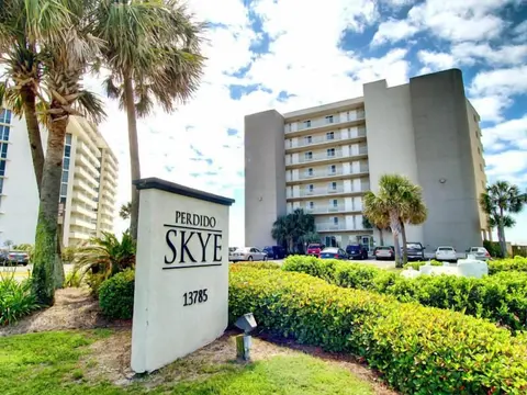 Perdido Skye by Southern Vacation Rentals