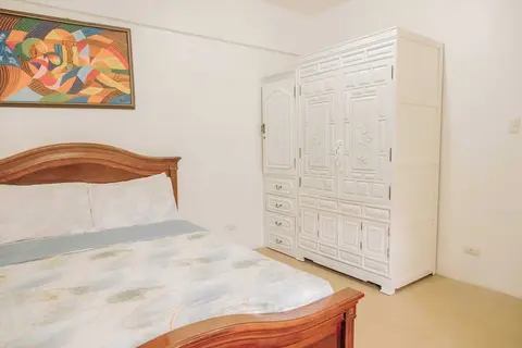 Spacious 1 Bedroom With a View