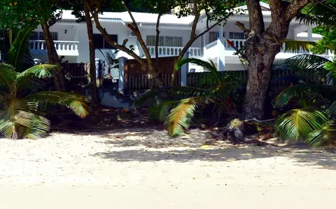Sundown Beach Villa