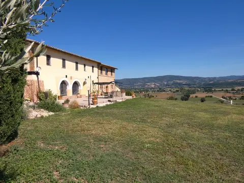 Escape to Umbria, Apartment 2