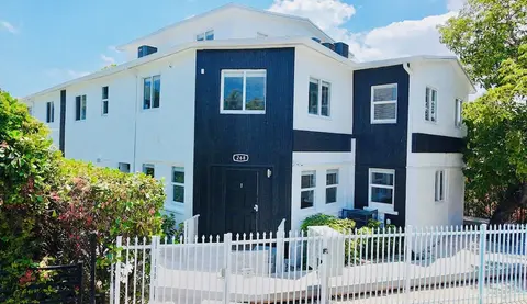 Renzzi Villas