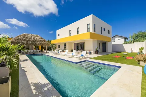 NEW Premium 4BR Large Pool Outdoor Kitchen