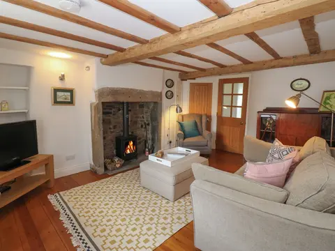 Cross View Cottage