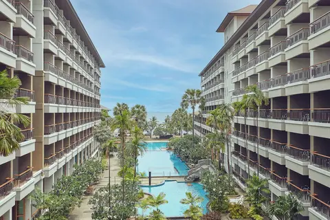 Welcome World Beachfront Resort