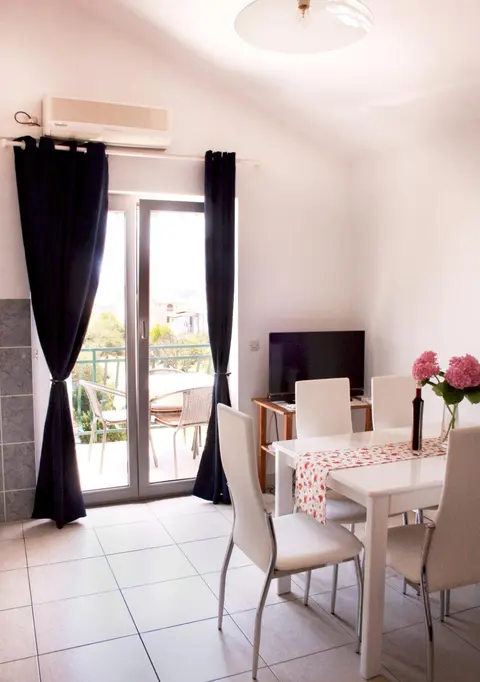 Meri Apartment