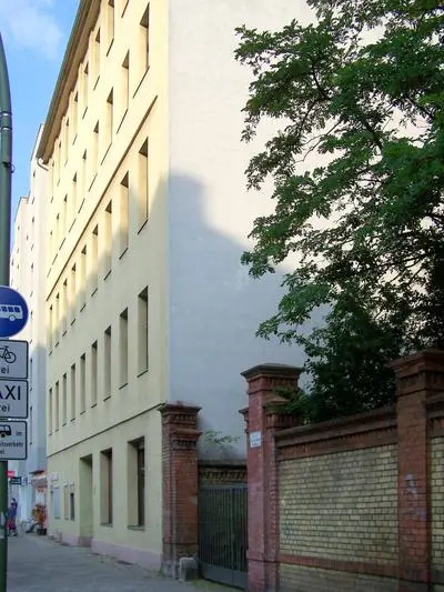 Ground Floor Apartment LAL