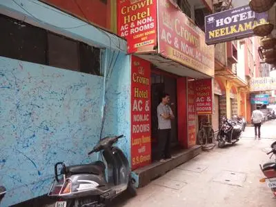 New Crown Hotel (200m from Sarvate Bus Stand)