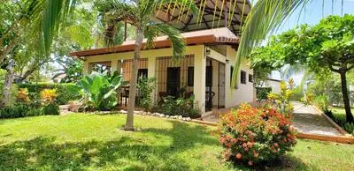 Guacamaya Lodge
