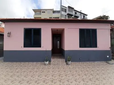 Louros House