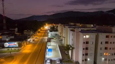 Sun Way Apartamentos com piscinas e churrasqueiras