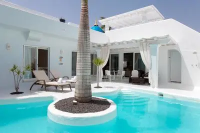 Villa 44