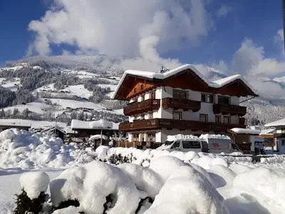 Luxus Apartment Nina mit Zirbenhütte