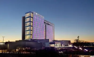 Omni Viking Lakes