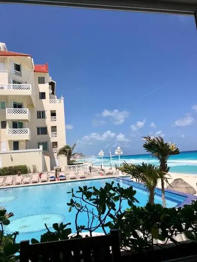 Cancun Beach Resort Best 4 your money