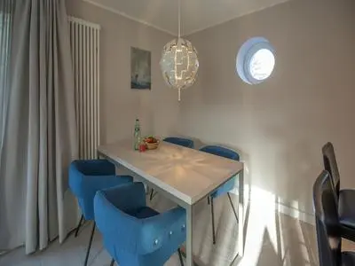 Dünenresidenz Prora - Ferienwohnung mit 1 Schlafzimmer zur Sonnenseite NP-420