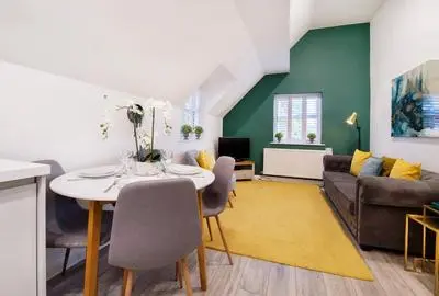 Minster's Reach Apartments -Stylish City-Centre Retreat's