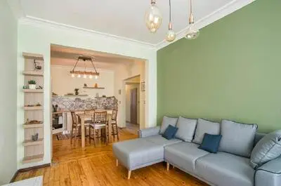 Top Central 2 Bedroom Apartment next to NDK