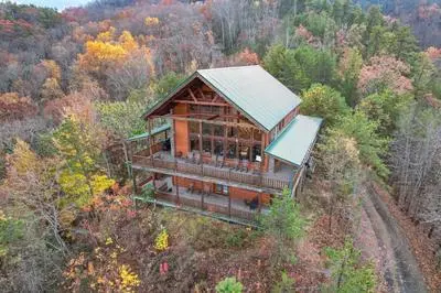 Million Dollar View - Hot Tub, and Sauna!