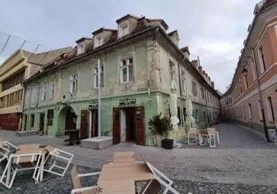Piata Sfatului Pietonal Apartment